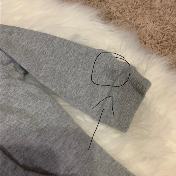 Adidas One Piece - Picture 4 of 4